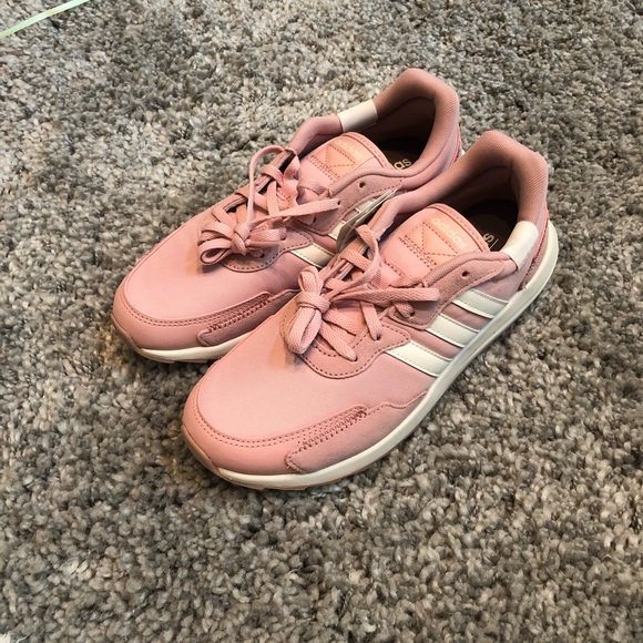 adidas retrorun pink
